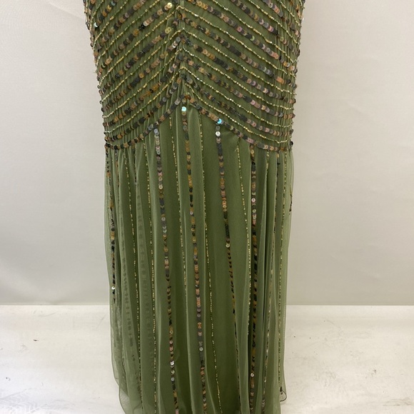 Adrianna Papell beaded sleeveless long gown - Picture 5 of 10